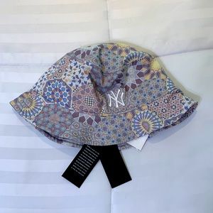 Kith for New Era Moroccan Tile Bucket Hat (Yankees)